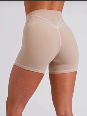 BuffBunny Legacy 4” Shorts Size Medium “Donut Worry” Tan Athletic Gym Scrunch